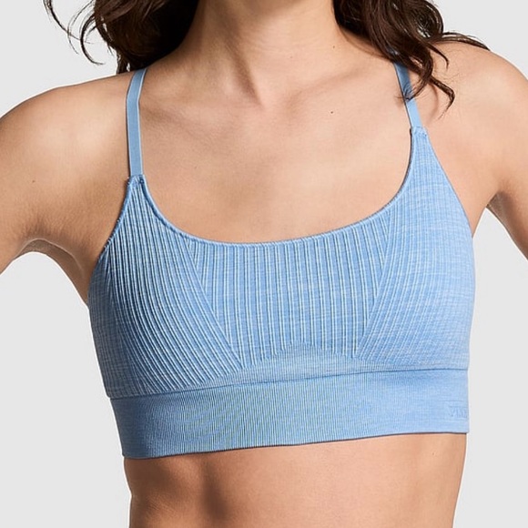 VS PINK - 🩵 Sports Bra - Picture 3 of 4